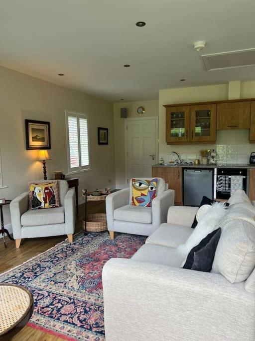 Apartment Adorable One Bedroom With Balcony