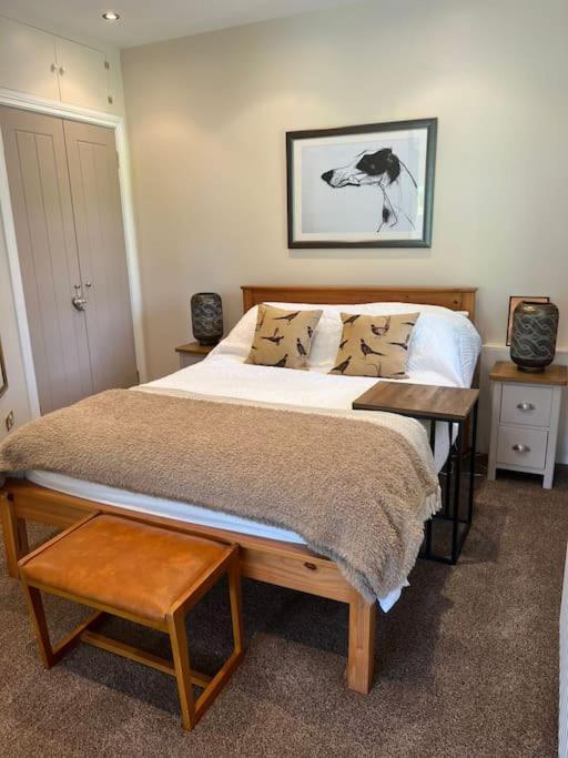 Adorable One Bedroom With Balcony Newtownards