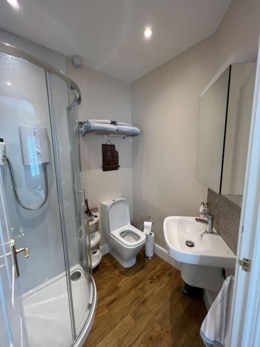 Adorable One Bedroom With Balcony Newtownards